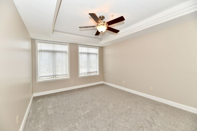 Interior Photo - Pinnacle on Meridian