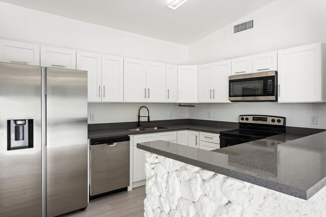 Foto del edificio - 3360 N 57th Dr