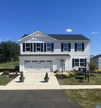 Building Photo - 92 Everglades Rd