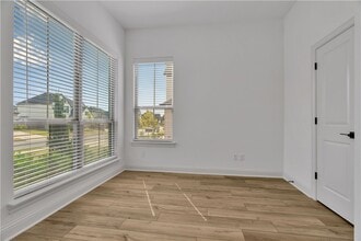 Building Photo - 1422 Elijahs Dr