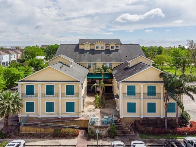 Photo - 811 Bradford Ave Apartment