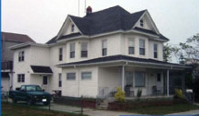 Primary Photo - 224 E 2nd Ave