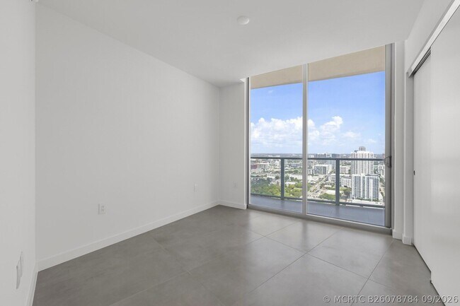 Foto del edificio - 1400 Biscayne Blvd