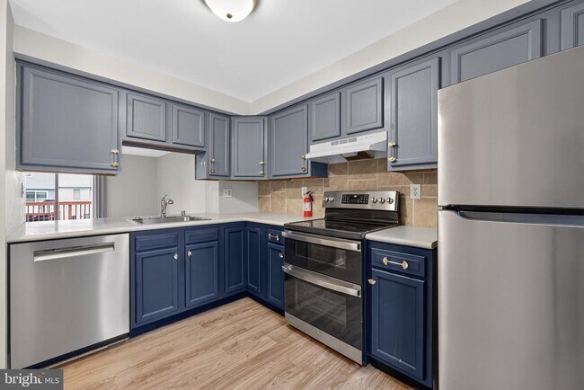 Foto del edificio - 8700 Calvert Cliff Ct