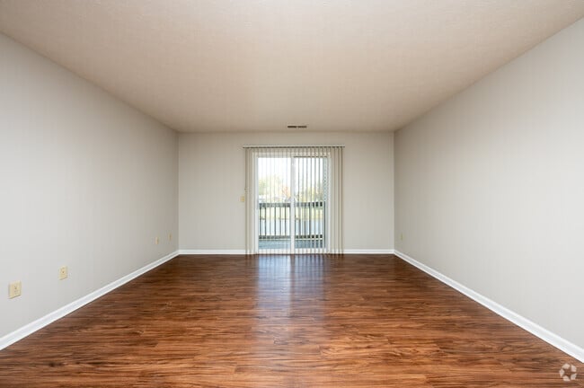 Interior Photo - Camby Crossing