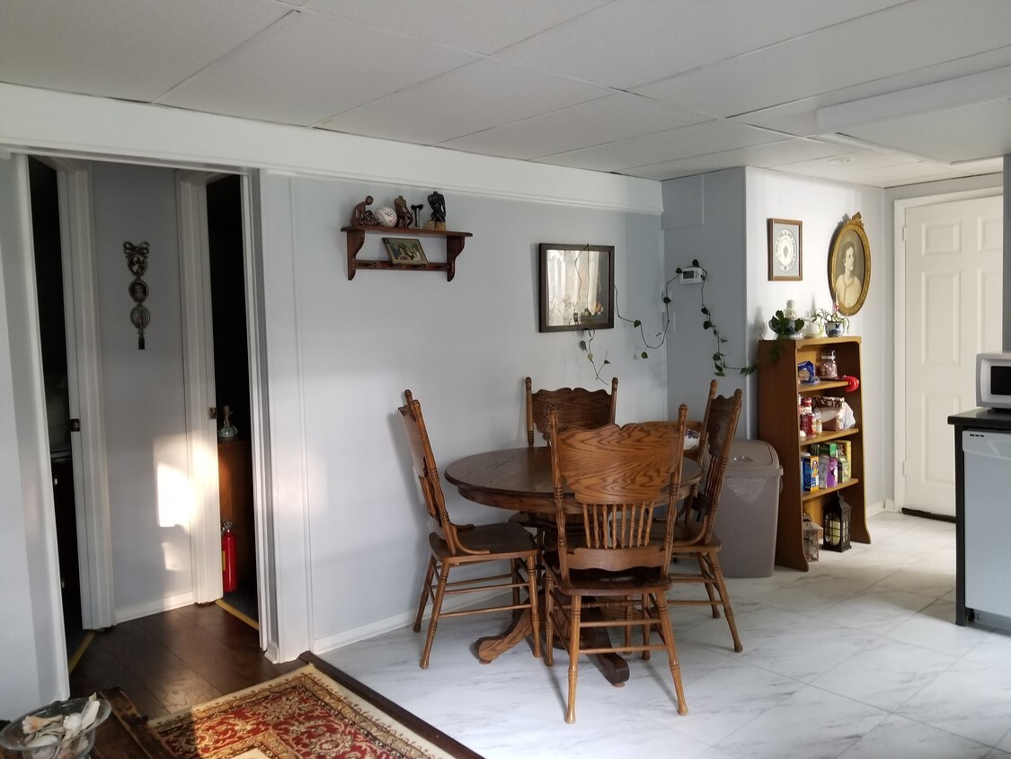 4512 Old Washington Rd, Sykesville, MD 21784 House for Rent in