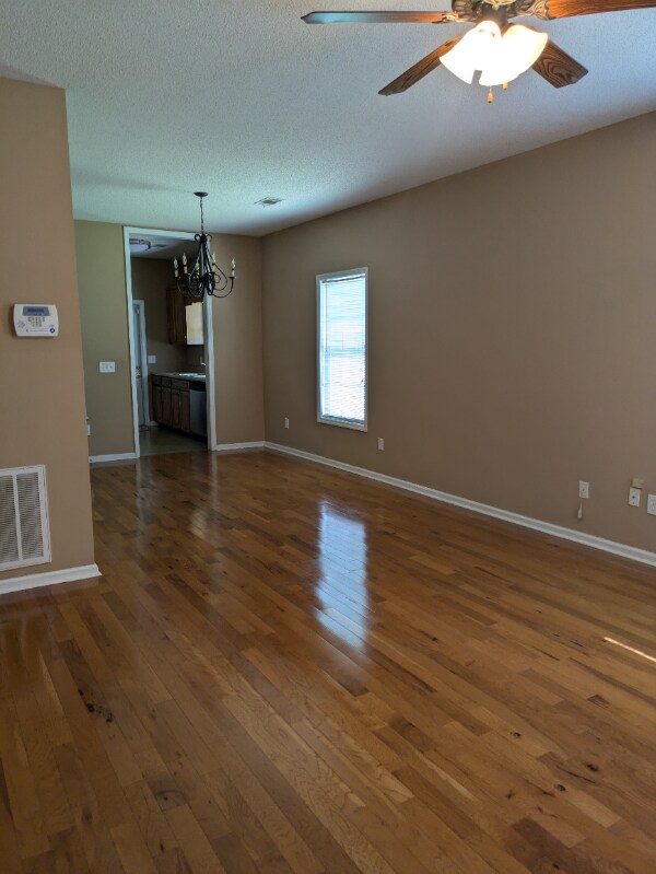Building Photo - 714 Ellis St