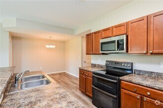 Building Photo - 25091 Esmeralda Ct