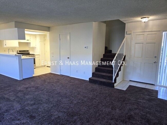 Foto del edificio - 9118 1/2 Cedar St.-