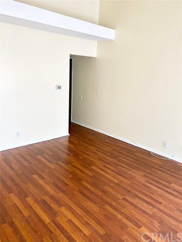 Foto del edificio - 16040 Leffingwell Rd
