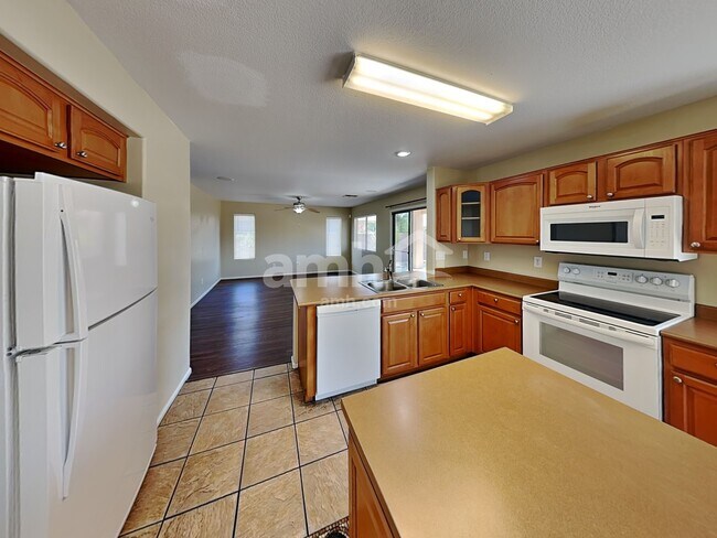 Foto del edificio - 8409 S 50th Ln
