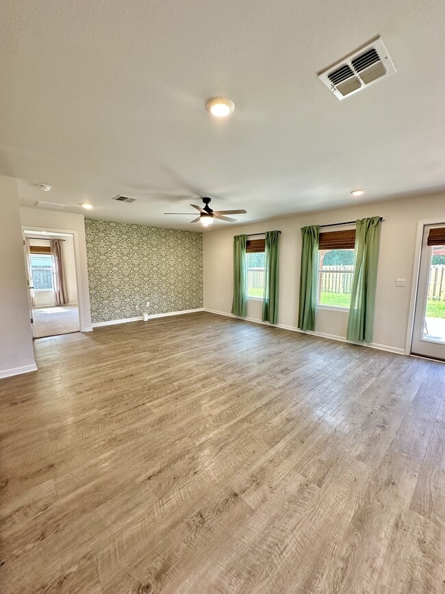 Building Photo - 26 Gray Fox Ct