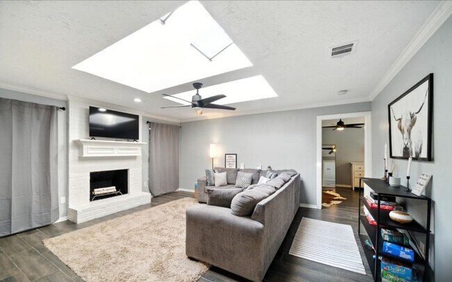 Foto del edificio - 10322 Sageplum Dr