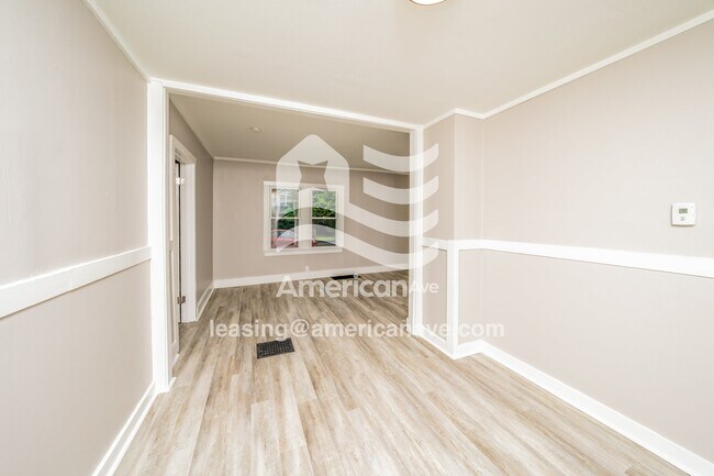 Foto del edificio - 120 Bradford St