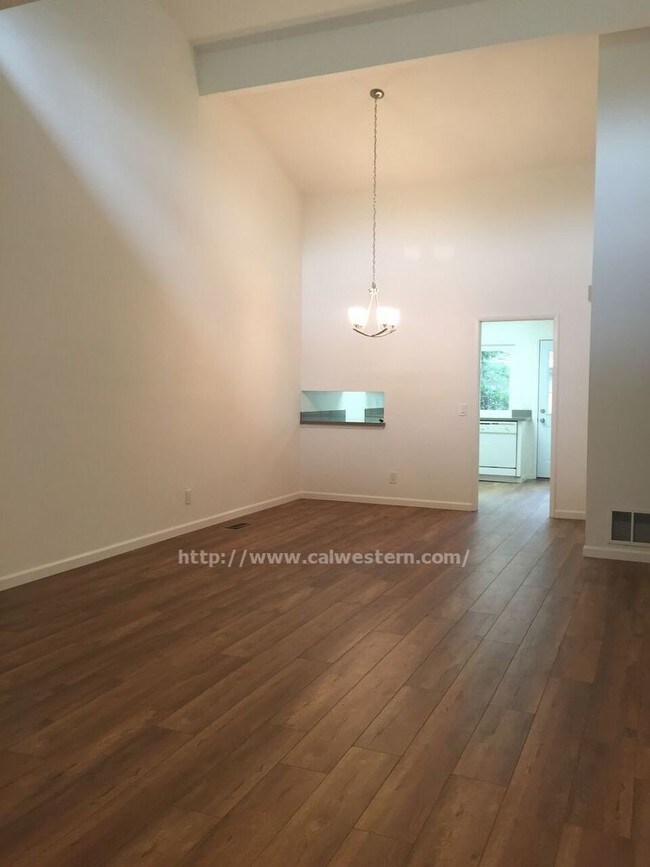 Building Photo - 22724 Majestic Oak Way