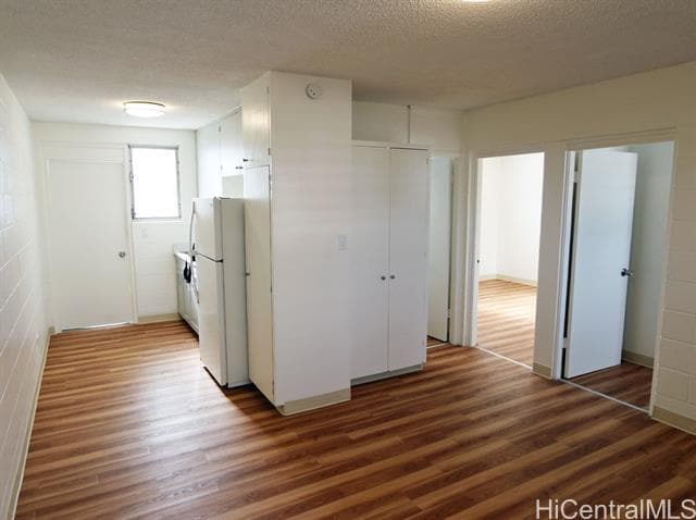 Building Photo - 749 Mahiai St
