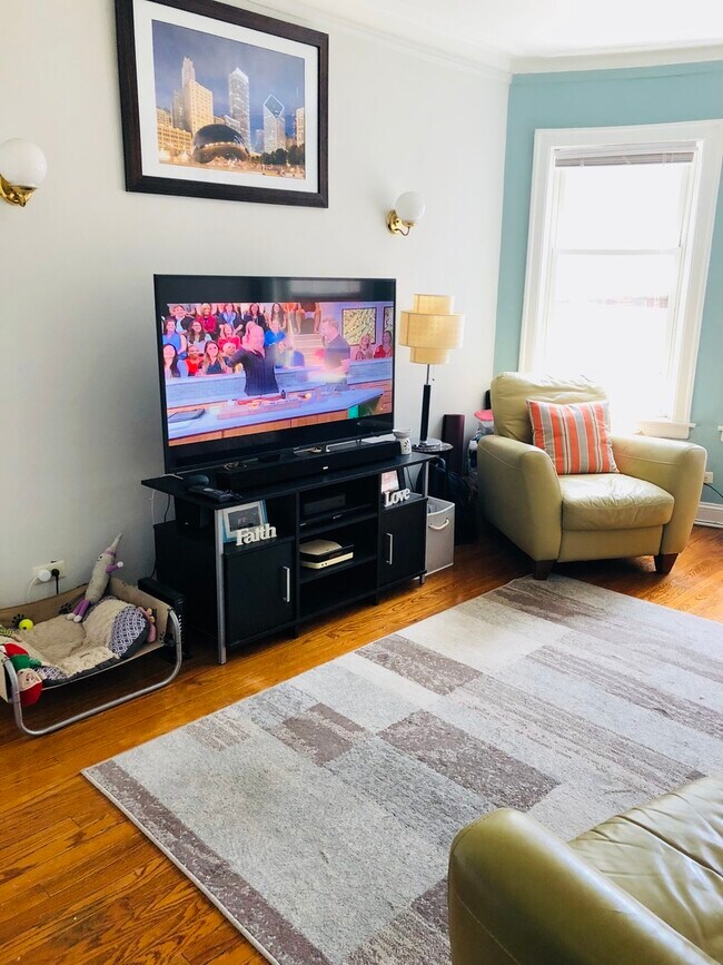 Foto del edificio - 1068 W Thorndale Ave