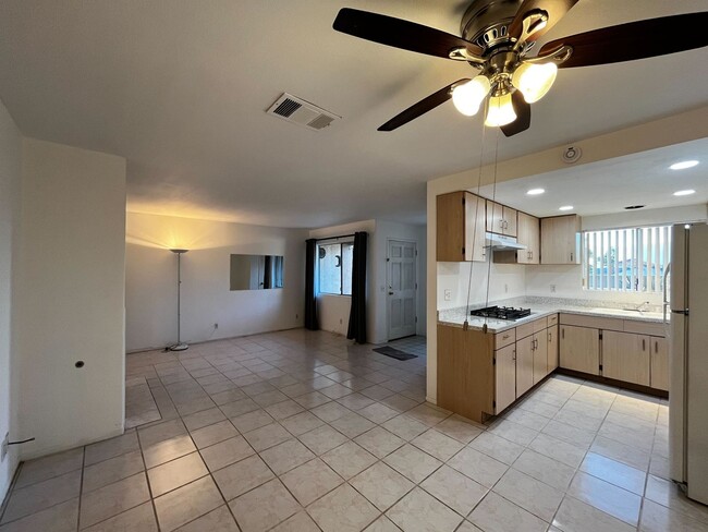 Building Photo - Comfortable 3-Bedroom Home in Prime La Pue...