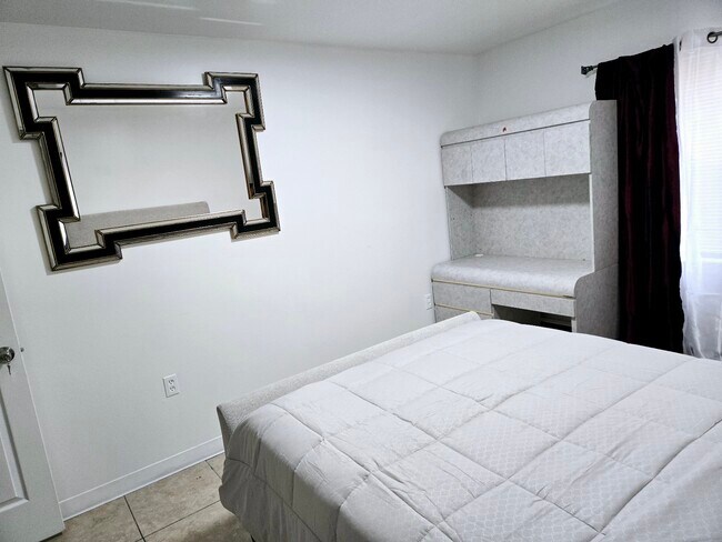 Bedroom 2 - 26 Cambridge St