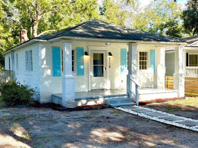 Building Photo - 4718 Mint Ave