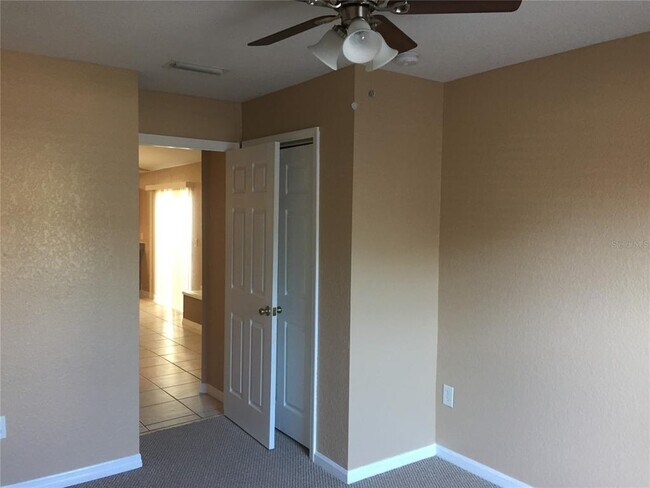 Foto del edificio - 4309 Longshore Dr