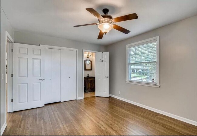 Building Photo - 608 Huntington Ridge Dr