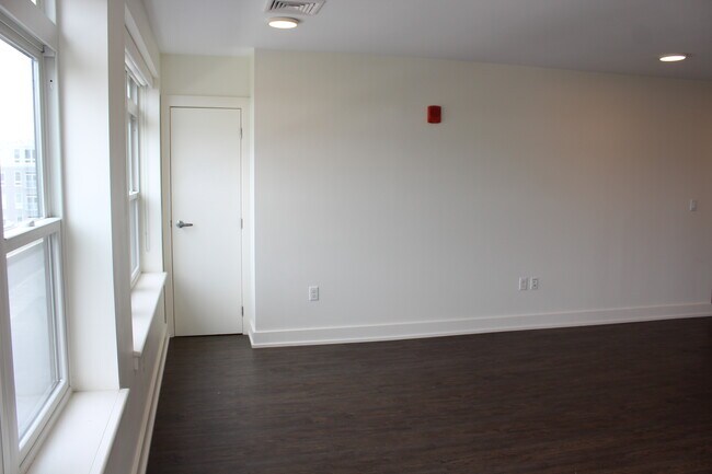 Building Photo - 20 Penniman Rd