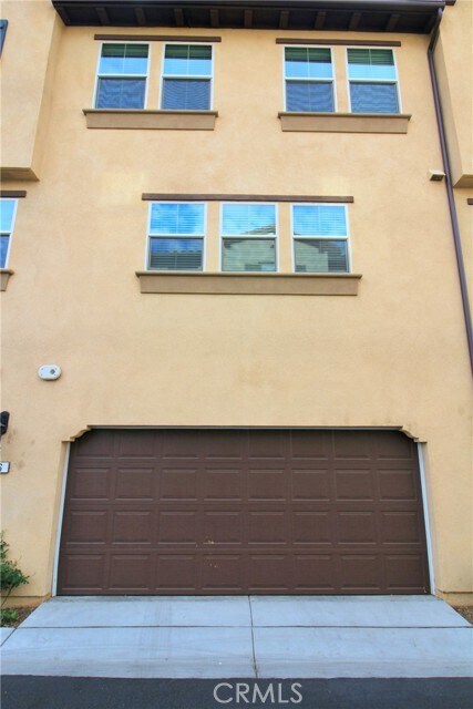 Building Photo - 126 Greenleaf Dr