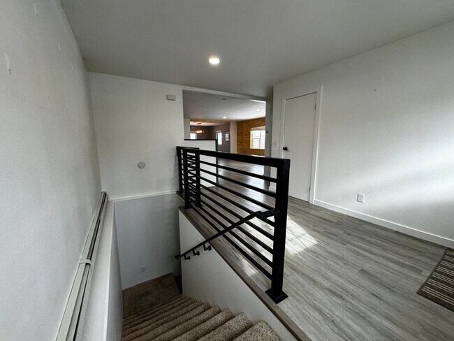 Foto del edificio - 363 Park Way