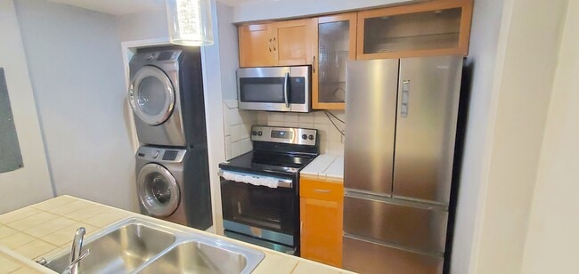 Building Photo - 40 Fayette St