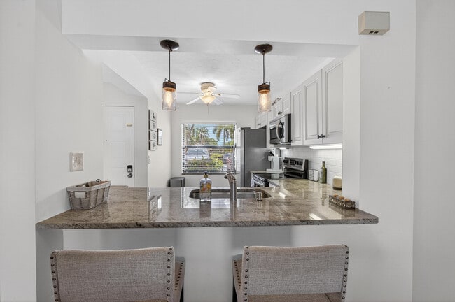 Foto del edificio - 12790 Briarlake Dr