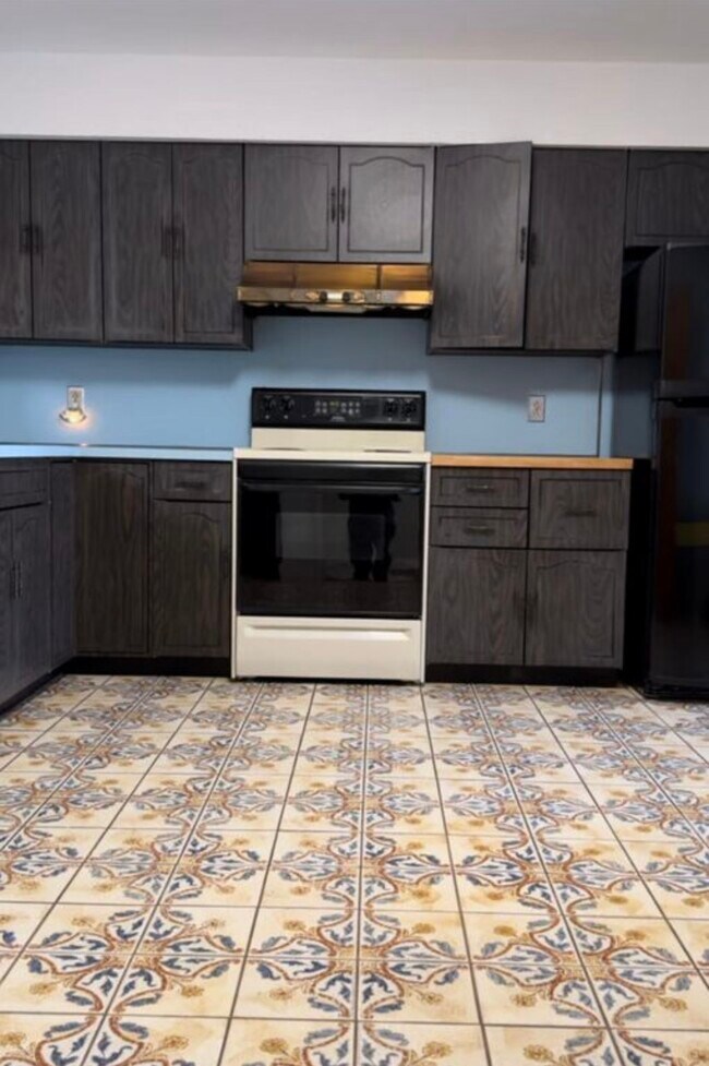 Foto del edificio - 913 Arnold Ave