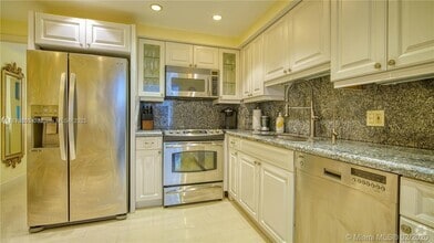 Building Photo - 3500 Galt Ocean Dr