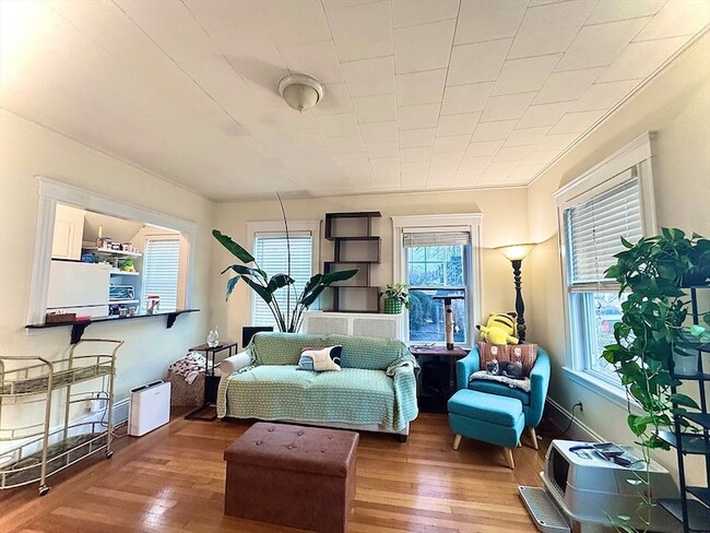 Photo - 2 Mapleton St Apartment