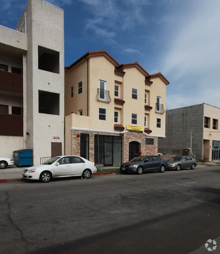 14535 Archwood St, Van Nuys, CA 91405 Apartments in Van Nuys, CA