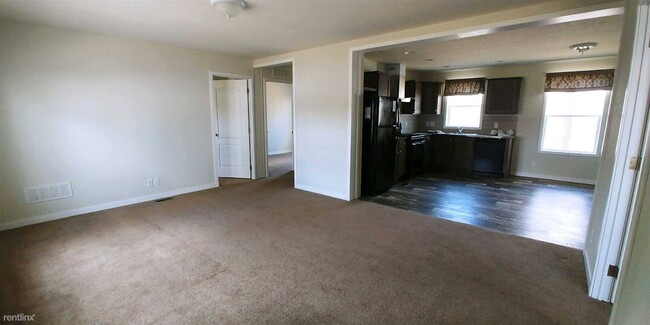 Foto del edificio - 3 br, 2 bath House - 28 Joymar Dr