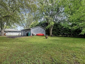 Building Photo - 1325 Cardinal Ln