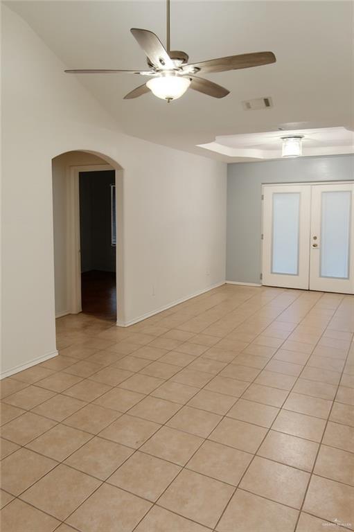 Building Photo - 16 San Martin St