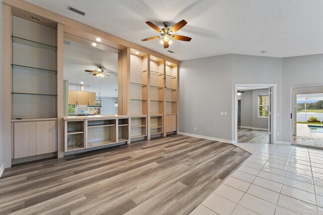 Building Photo - 155 Brier Cir