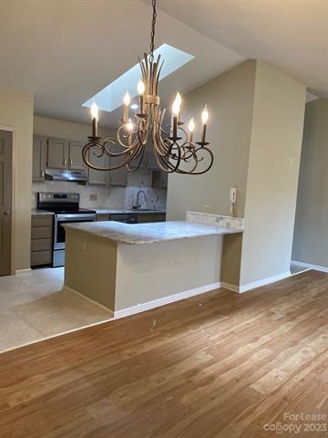 Foto del edificio - 10256 Rose Meadow Ln