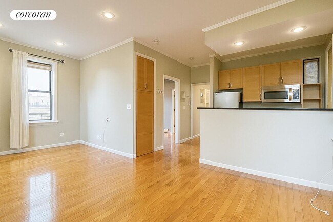Foto del edificio - 206 E 124th St
