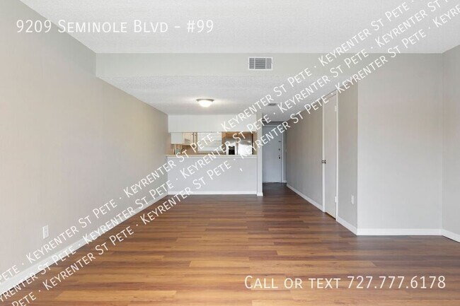 Foto del edificio - 9209 Seminole Blvd