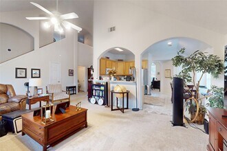 Building Photo - 174 Queenscliff Ct