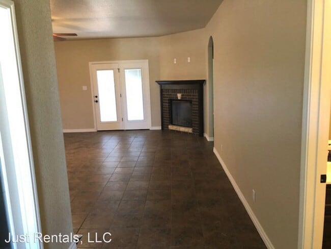 Building Photo - 5 br, 3 bath House - 3805 Brookside Dr