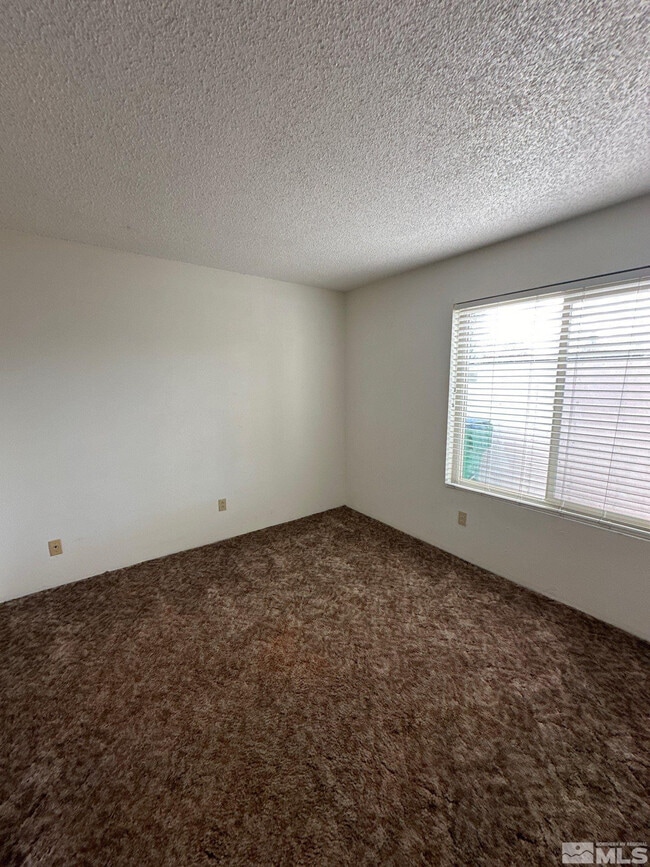 Building Photo - 1005 Baywood Dr