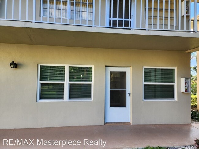 Building Photo - 1 br, 1.5 bath House - 10 Lake Vista Trail...