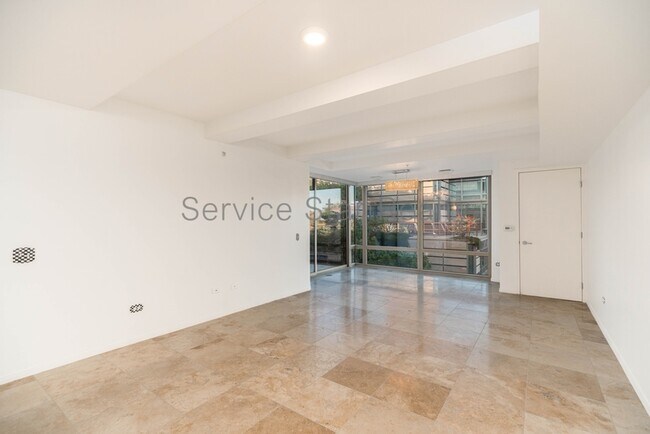 Foto del edificio - 7157 E Rancho Vista Dr