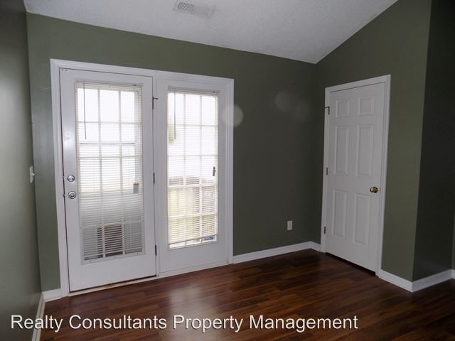 Building Photo - 3 br, 2 bath House - 3 Mahogany Court