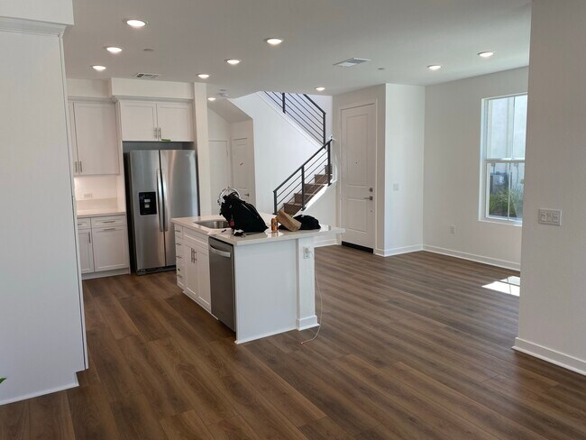 Cocina + comedor - 13086 Olympus Cir