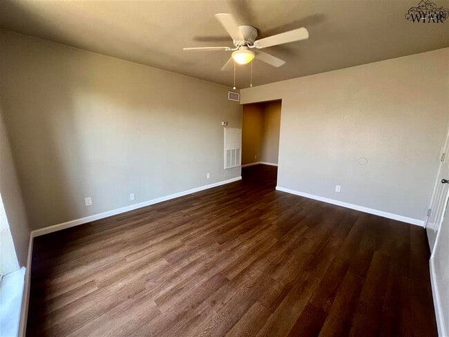 Foto del edificio - 1509 Trigg Ln